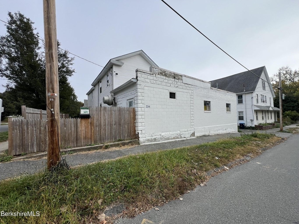 334 Columbus Ave, Pittsfield, Massachusetts 01201