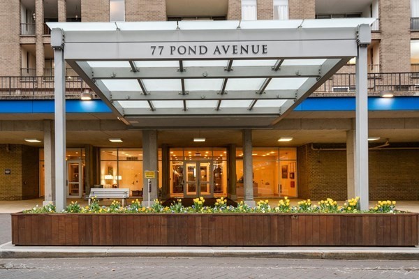 77 Pond Ave, Brookline, Massachusetts 02445