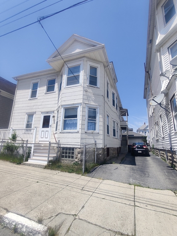 187 Earle St, New Bedford, Massachusetts 02746