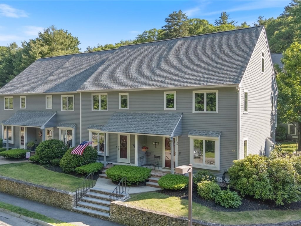 34 Country Hollow Ln, Haverhill, Massachusetts 01832