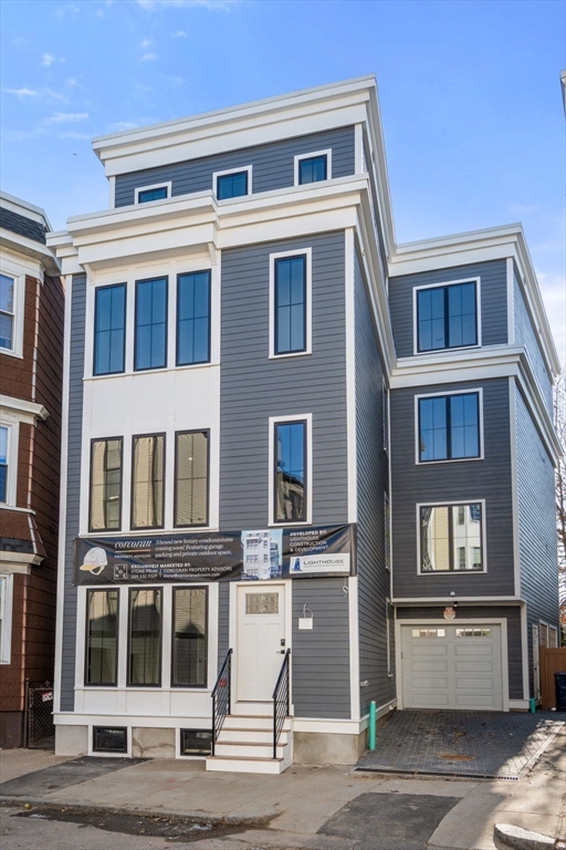 34 Vinton St, Boston, Massachusetts 02127