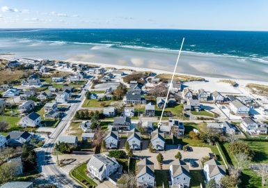 110 Taunton Ave, Dennis, Massachusetts 02638, 3 Bedrooms Bedrooms, 5 Rooms Rooms,2.5 BathroomsBathrooms,Residential,For Sale,Mayflower Beach Condo Association,Taunton Ave,73180074