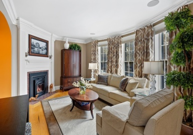 80 Pleasant St, Newburyport, Massachusetts 01950, 3 Bedrooms Bedrooms, 7 Rooms Rooms,4 BathroomsBathrooms,Residential,For Sale,78, 80 Pleasant Street, 11 Titcomb St Co,Pleasant St,73214684