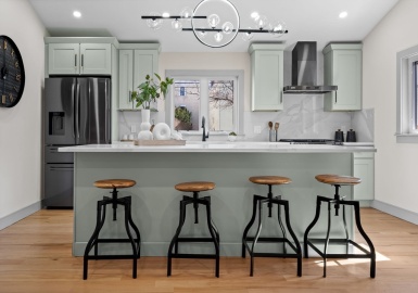 22 Hunting Street, Cambridge, Massachusetts 02141, 3 Bedrooms Bedrooms, 5 Rooms Rooms,2 BathroomsBathrooms,Residential,For Sale,Hunting Street,73214815