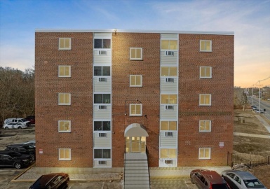 215 Winter St, Weymouth, Massachusetts 02188, 1 Bedroom Bedrooms, 5 Rooms Rooms,1 BathroomBathrooms,Residential,For Sale,Brookside Condominium,Winter St,73215404