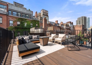 33 Bowdoin Street, Boston, Massachusetts 02114, 3 Bedrooms Bedrooms, 6 Rooms Rooms,3.5 BathroomsBathrooms,Residential,For Sale,Bowdoin Street,73170961