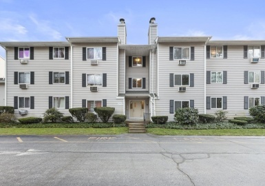 6 Erick, Mansfield, Massachusetts 02048, 2 Bedrooms Bedrooms, 5 Rooms Rooms,2 BathroomsBathrooms,Residential,For Sale,Edgewood Condominium,Erick,73213466