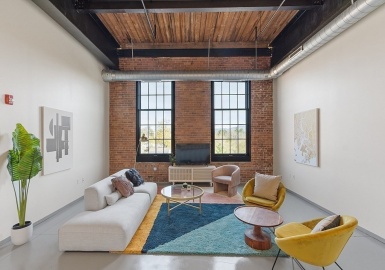 160 Water St, Williamstown, Massachusetts 01267, 1 Bedroom Bedrooms, 1 Room Rooms,1 BathroomBathrooms,Residential,For Sale,Cable Mills,Water St,73108510