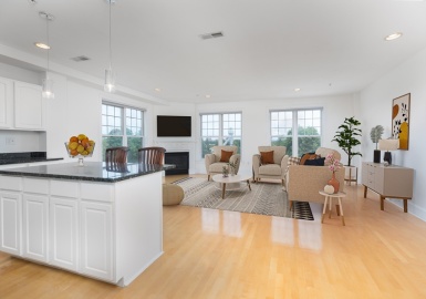1306 Columbia Rd, Boston, Massachusetts 02127, 2 Bedrooms Bedrooms, 4 Rooms Rooms,2 BathroomsBathrooms,Residential,For Sale,Columbia Rd,73218914