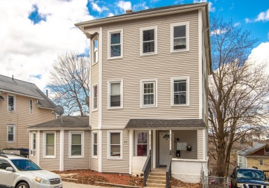 59 Everard St, Worcester, Massachusetts 01605, 2 Bedrooms Bedrooms, 4 Rooms Rooms,1 BathroomBathrooms,Residential,For Sale,Everard St,73217853