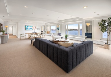 10 Rowes Wharf, Boston, Massachusetts 02110, 2 Bedrooms Bedrooms, 6 Rooms Rooms,2.5 BathroomsBathrooms,Residential,For Sale,Rowes Wharf,73218184