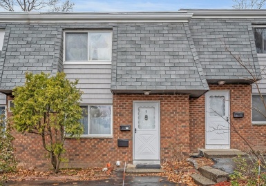 141 Thissell Ave, Dracut, Massachusetts 01826, 2 Bedrooms Bedrooms, 5 Rooms Rooms,1.5 BathroomsBathrooms,Residential,For Sale,St Ninians Association,Thissell Ave,73220035