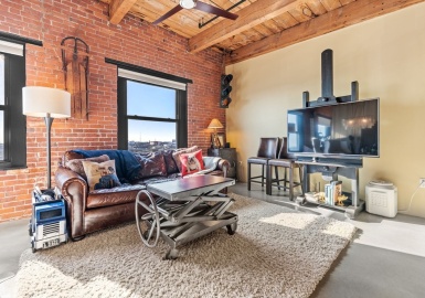 90 Wareham Street, Boston, Massachusetts 02118, 1 Bedroom Bedrooms, 2 Rooms Rooms,1 BathroomBathrooms,Residential,For Sale,Wareham Street,73220948
