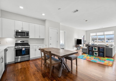 3531 Washington St, Boston, Massachusetts 02130, 2 Bedrooms Bedrooms, 4 Rooms Rooms,2 BathroomsBathrooms,Residential,For Sale,Vita,Washington St,73198462