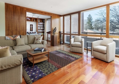 241 Perkins St, Boston, Massachusetts 02130, 2 Bedrooms Bedrooms, 4 Rooms Rooms,2 BathroomsBathrooms,Residential,For Sale,Cabot Estate,Perkins St,73221848