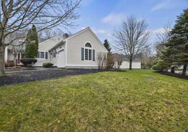 5 Executive Drive, Mashpee, Massachusetts 02649, 2 Bedrooms Bedrooms, 5 Rooms Rooms,2 BathroomsBathrooms,Residential,For Sale,Southport,Executive Drive,73222261