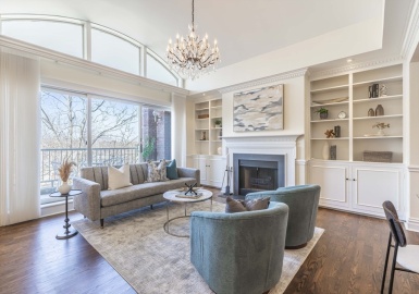 130 Mount Auburn St, Cambridge, Massachusetts 02138, 3 Bedrooms Bedrooms, 5 Rooms Rooms,3 BathroomsBathrooms,Residential,For Sale,University Green,Mount Auburn St,73200573