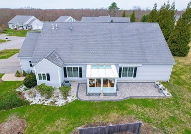 21 Village Way, Westport, Massachusetts 02790, 2 Bedrooms Bedrooms, 6 Rooms Rooms,2 BathroomsBathrooms,Residential,For Sale,The Cottages,Village Way,73210866