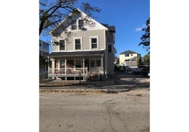 46 Townsend St, Worcester, Massachusetts 01609, 10 Bedrooms Bedrooms, 18 Rooms Rooms,5.5 BathroomsBathrooms,Residential Income,For Sale,Townsend St,72579683