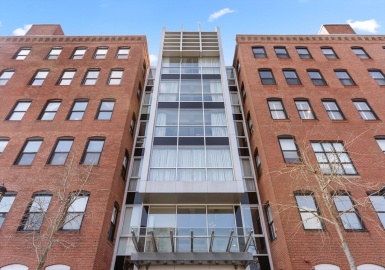 21 Wormwood St, Boston, Massachusetts 02210, 1 Bedroom Bedrooms, 2 Rooms Rooms,1 BathroomBathrooms,Residential,For Sale,Wormwood St,73219708