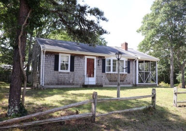 3 Jennifer Ln, Dennis, Massachusetts 02660, 3 Bedrooms Bedrooms, 5 Rooms Rooms,1 BathroomBathrooms,Residential,For Sale,Jennifer Ln,72900375
