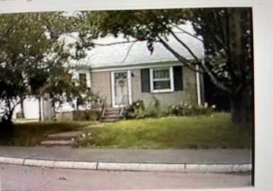 16 Johnson St, North Attleboro, Massachusetts 02760, 4 Bedrooms Bedrooms, 4 Rooms Rooms,1 BathroomBathrooms,Residential,For Sale,Johnson St,72954324