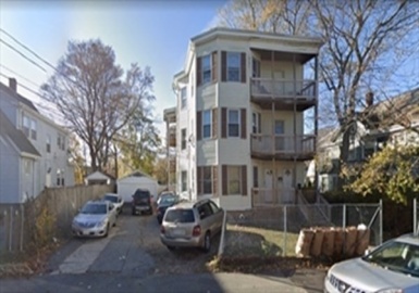 90-92 Cherry St, Brockton, Massachusetts 02301, 10 Bedrooms Bedrooms, 16 Rooms Rooms,3 BathroomsBathrooms,Residential Income,For Sale,Cherry St,72980939