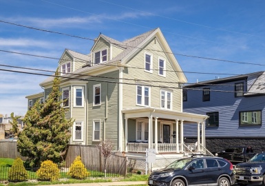 75 Columbus Ave, Salem, Massachusetts 01970, 2 Bedrooms Bedrooms, 4 Rooms Rooms,1 BathroomBathrooms,Residential,For Sale,Columbus Ave,73227937