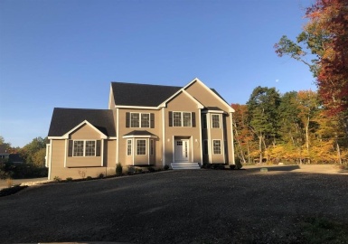 1 Michael Anthony Road, Haverhill, Massachusetts 01832, 3 Bedrooms Bedrooms, 8 Rooms Rooms,2.5 BathroomsBathrooms,Residential,For Sale,Michael Anthony Road,73161491