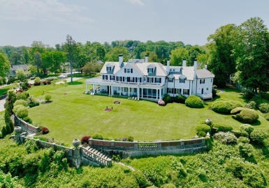 4 Broadmere Way, Marblehead, Massachusetts 01945, 9 Bedrooms Bedrooms, 20 Rooms Rooms,7 BathroomsBathrooms,Residential,For Sale,Broadmere Way,73124902