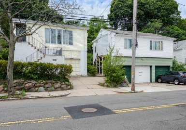 92-96 Waldemar, Boston, Massachusetts 02128, 4 Bedrooms Bedrooms, 10 Rooms Rooms,2.5 BathroomsBathrooms,Residential Income,For Sale,Waldemar,72840484
