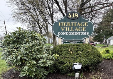 418 Meadow Street, Agawam, Massachusetts 01001, 2 Bedrooms Bedrooms, 6 Rooms Rooms,1.5 BathroomsBathrooms,Residential,For Sale,Heritage Village Condominium Complex,Meadow Street,73225607