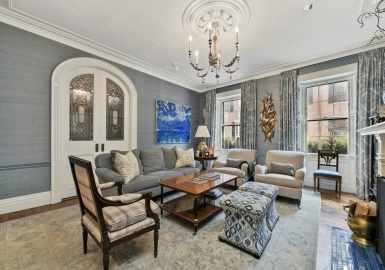 59 Chestnut Street, Boston, Massachusetts 02108, 6 Bedrooms Bedrooms, 14 Rooms Rooms,5.5 BathroomsBathrooms,Residential,For Sale,Chestnut Street,73208121