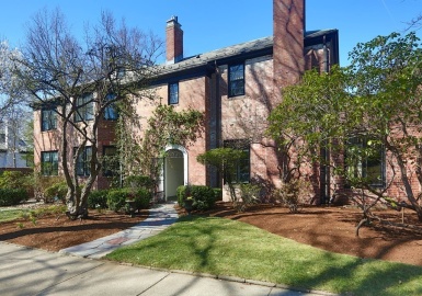 39 Worthington Rd, Brookline, Massachusetts 02446, 7 Bedrooms Bedrooms, 16 Rooms Rooms,5.5 BathroomsBathrooms,Residential,For Sale,Worthington Rd,73208962