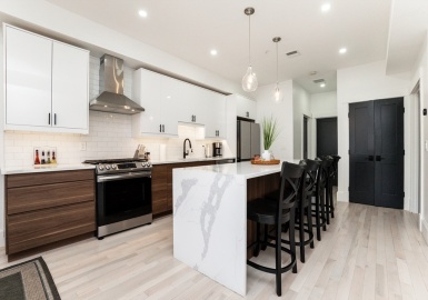 28 Telegraph St, Boston, Massachusetts 02127, 6 Bedrooms Bedrooms, 12 Rooms Rooms,6 BathroomsBathrooms,Residential Income,For Sale,Telegraph St,73205093