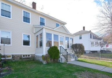 6 Woodland St, Northbridge, Massachusetts 01588, 3 Bedrooms Bedrooms, 6 Rooms Rooms,1 BathroomBathrooms,Residential,For Sale,Woodland St,73229138