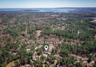 26 Trout Farm Ln, Duxbury, Massachusetts 02332, 2 Bedrooms Bedrooms, 7 Rooms Rooms,2 BathroomsBathrooms,Residential,For Sale,Trout Farm,Trout Farm Ln,73229170