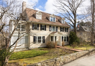 241 Buckminster Rd, Brookline, Massachusetts 02445, 5 Bedrooms Bedrooms, 14 Rooms Rooms,3.5 BathroomsBathrooms,Residential,For Sale,Buckminster Rd,73212288