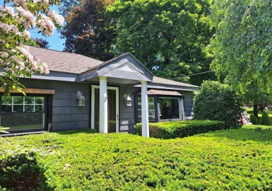 31-33 Mathews Dr, Wayland, Massachusetts 01778, 3 Bedrooms Bedrooms, 7 Rooms Rooms,2 BathroomsBathrooms,Residential,For Sale,Mathews Dr,73202986