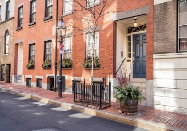 54 Revere St, Boston, Massachusetts 02114, 3 Bedrooms Bedrooms, 7 Rooms Rooms,2 BathroomsBathrooms,Residential,For Sale,Revere St,73213613