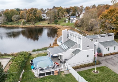 109 Pilot Dr, Somerset, Massachusetts 02726, 4 Bedrooms Bedrooms, 6 Rooms Rooms,4 BathroomsBathrooms,Residential,For Sale,Pilot Dr,73180192