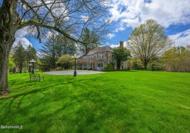 777 West Street, Pittsfield, Massachusetts 01201, 6 Bedrooms Bedrooms, 13 Rooms Rooms,5 BathroomsBathrooms,Residential,For Sale,West Street,73214764