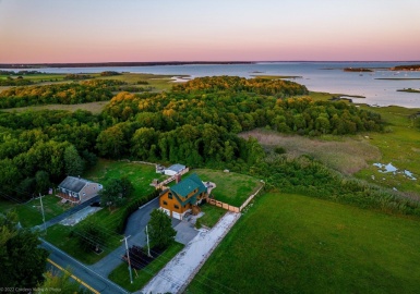 689 Sconticut Neck Rd, Fairhaven, Massachusetts 02719, 3 Bedrooms Bedrooms, 6 Rooms Rooms,2 BathroomsBathrooms,Residential,For Sale,Sconticut Neck Rd,73216520
