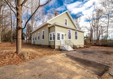 931 W Central St, Franklin, Massachusetts 02038, 5 Bedrooms Bedrooms, 8 Rooms Rooms,1 BathroomBathrooms,Residential,For Sale,W Central St,73199995