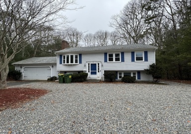 87 Fuller Rd, Barnstable, Massachusetts 02632, 5 Bedrooms Bedrooms, 9 Rooms Rooms,2 BathroomsBathrooms,Residential,For Sale,Fuller Rd,73216675