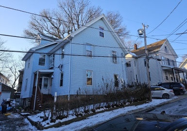 58 Clark St, Malden, Massachusetts 02148, 6 Bedrooms Bedrooms, 10 Rooms Rooms,3 BathroomsBathrooms,Residential Income,For Sale,Clark St,73196588