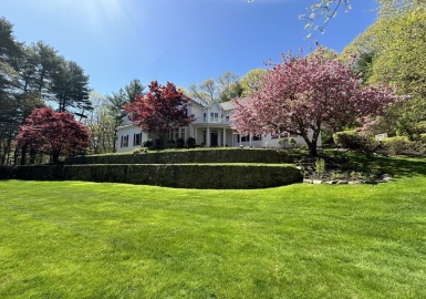 8 Stonemeadow, Westwood, Massachusetts 02090, 5 Bedrooms Bedrooms, 10 Rooms Rooms,6 BathroomsBathrooms,Residential,For Sale,Stonemeadow,73211746