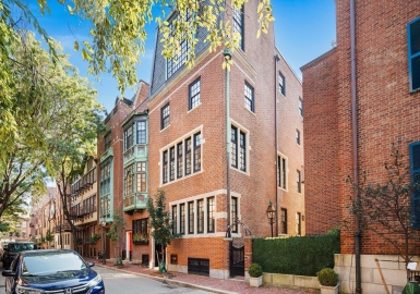 36 Lime Street, Boston, Massachusetts 02108, 5 Bedrooms Bedrooms, 12 Rooms Rooms,6 BathroomsBathrooms,Residential,For Sale,Lime Street,73218521