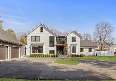 615 Charles River St, Needham, Massachusetts 02492, 6 Bedrooms Bedrooms, 13 Rooms Rooms,6.5 BathroomsBathrooms,Residential,For Sale,Charles River St,73218530