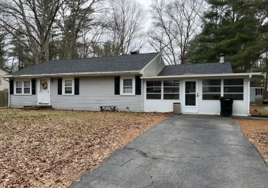 47 Starr, Bridgewater, Massachusetts 02324, 2 Bedrooms Bedrooms, 4 Rooms Rooms,1 BathroomBathrooms,Residential,For Sale,Starr,73218791